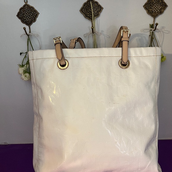 Authentic Michael Kors Purse - Picture 3 of 6